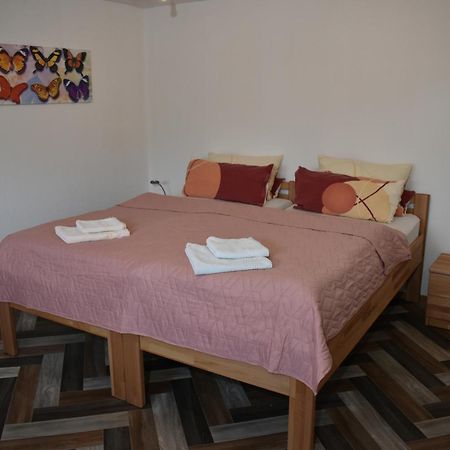 Ferienwohnung Am Steigerwaldrand Sugenheim Eksteriør billede